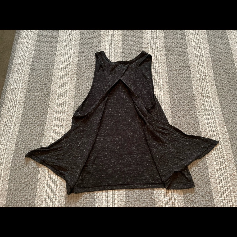 Victoria Sport Tie-Back Tank